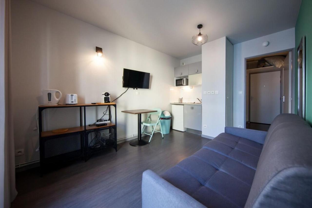 Appartamento Le Petit Hector -Studio Cosy Avec Parking -Debourg Lione Esterno foto