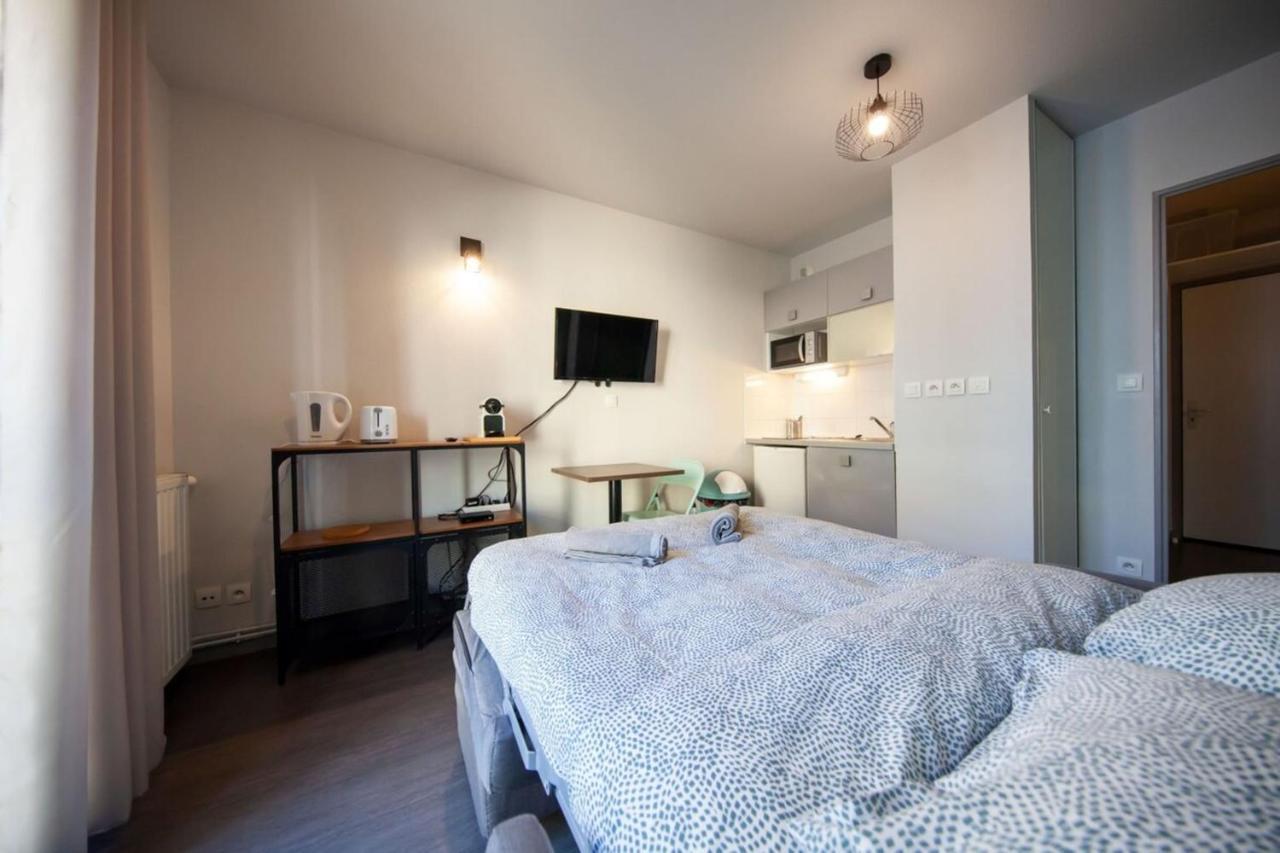 Appartamento Le Petit Hector -Studio Cosy Avec Parking -Debourg Lione Esterno foto